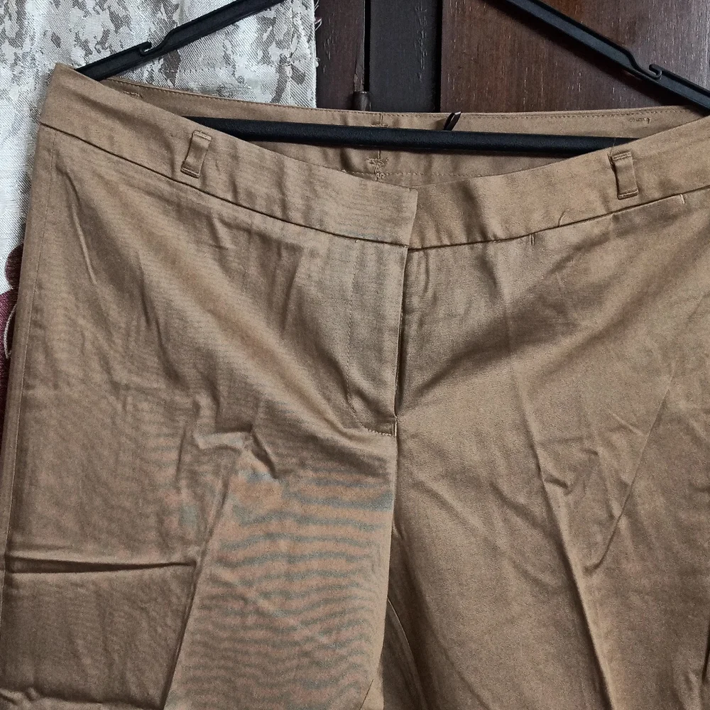 Annabelle Khaki Cotton Trousers - Picture 3 of 4